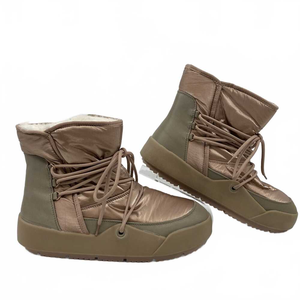 BareTraps Rose Gold Desha Lace-Up Snow Booties | Women’s Size 11